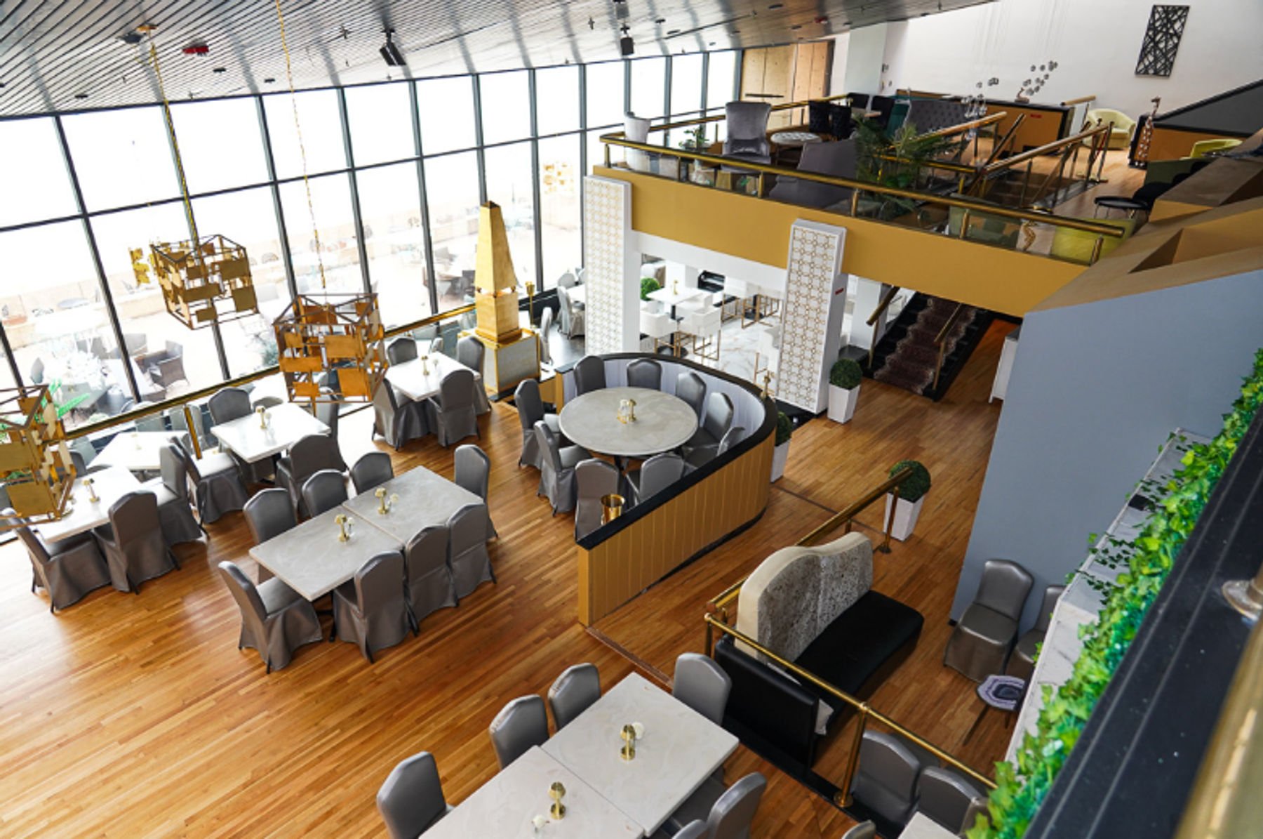 Mahogany River Terrace, Restaurant in Memphis