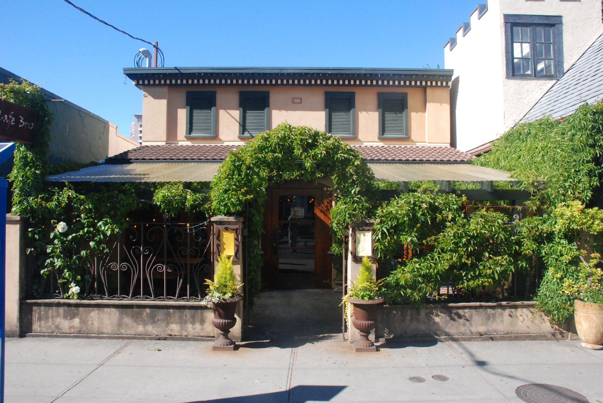 Cafe Brio restaurant in Victoria, Canada