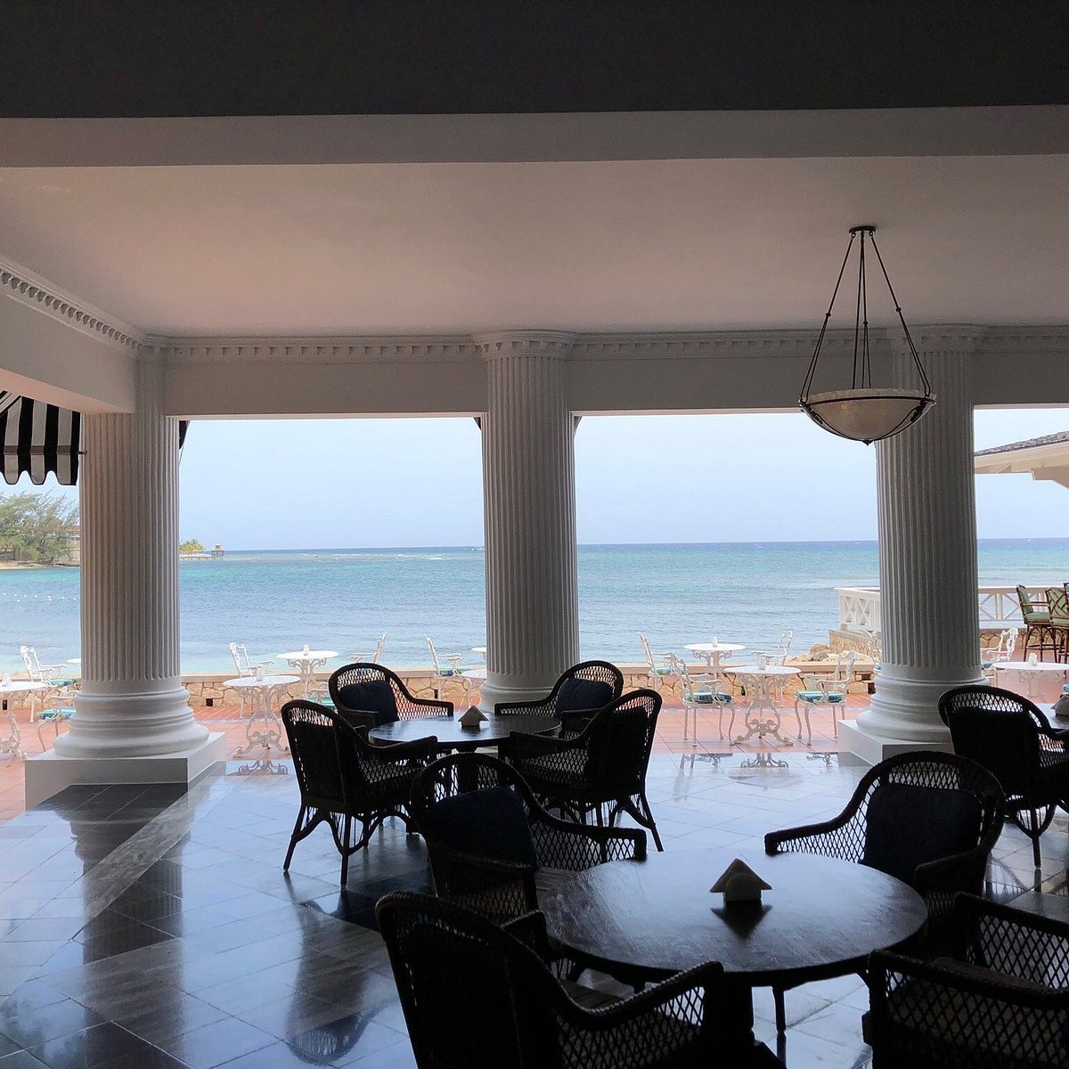 Seagrape Restaurant