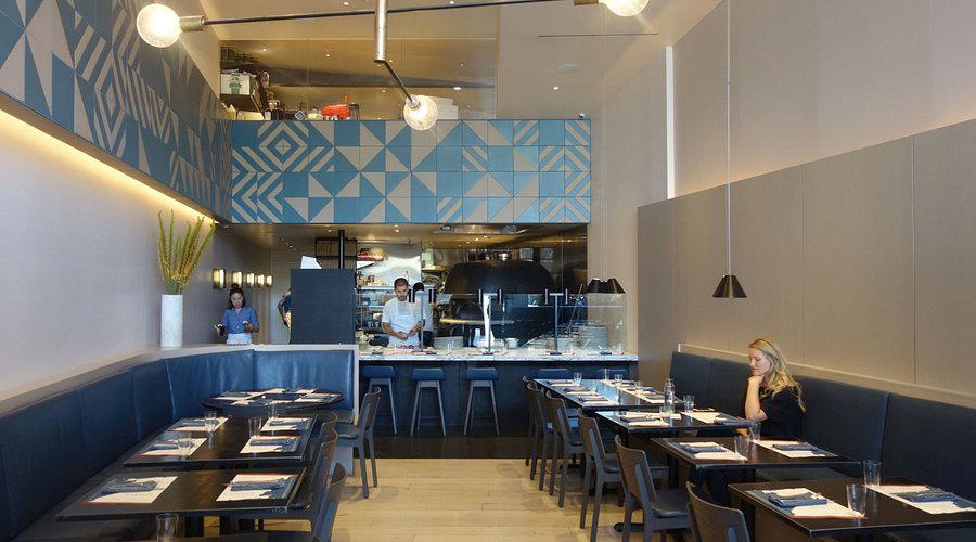 Pizzana restaurant in Los Angeles