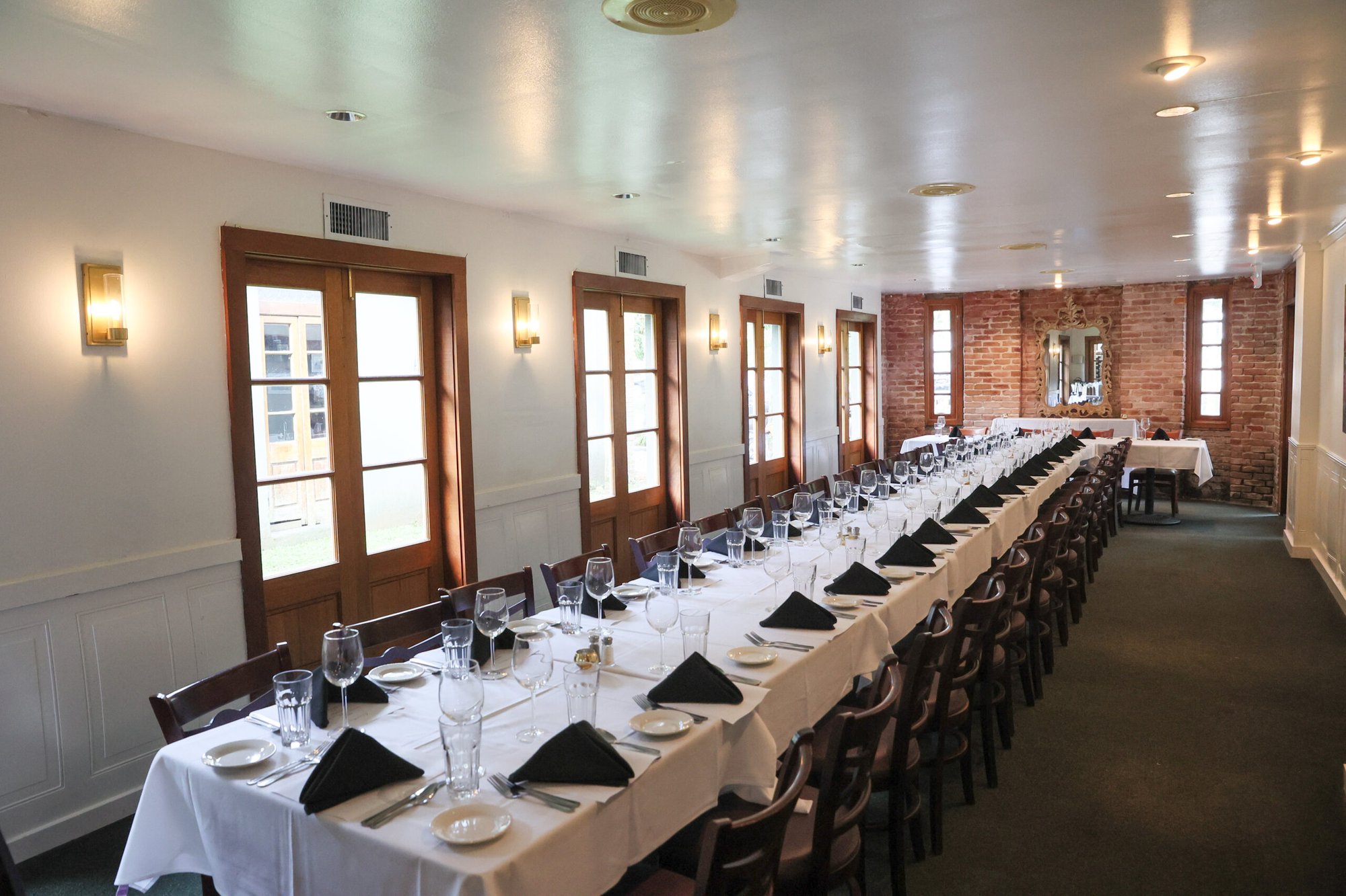 Nuvolari's, Restaurant in Mandeville