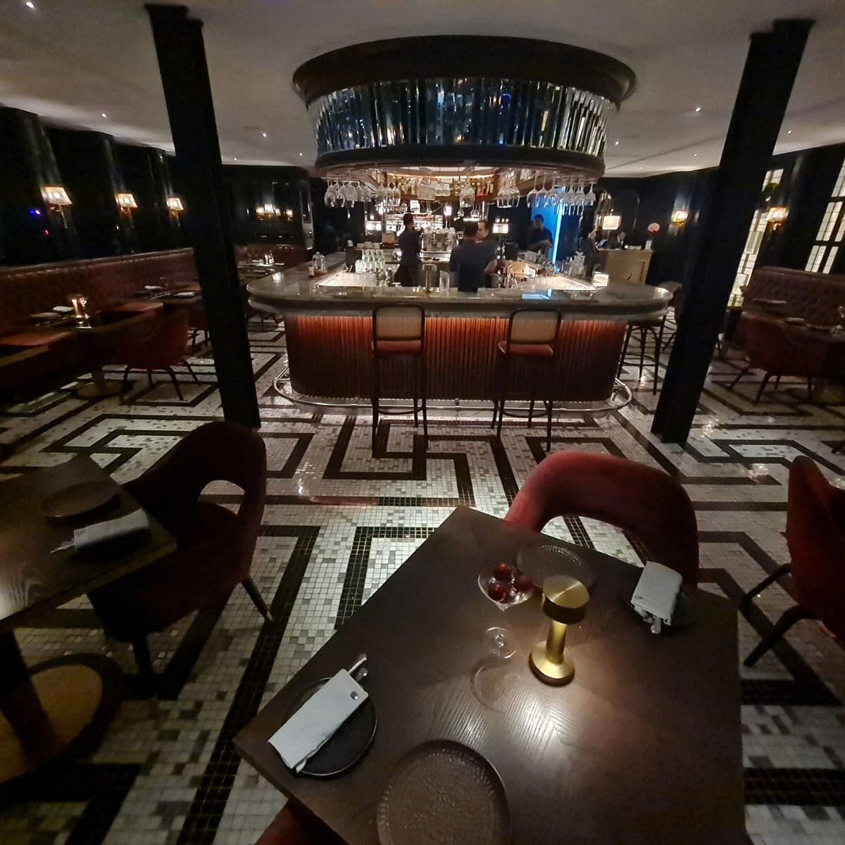 Tom's by Tom Aikens, Restaurant in Jakarta