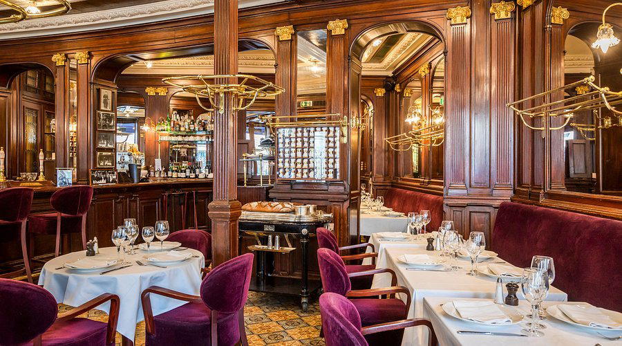 Gallopin restaurant in Paris, France