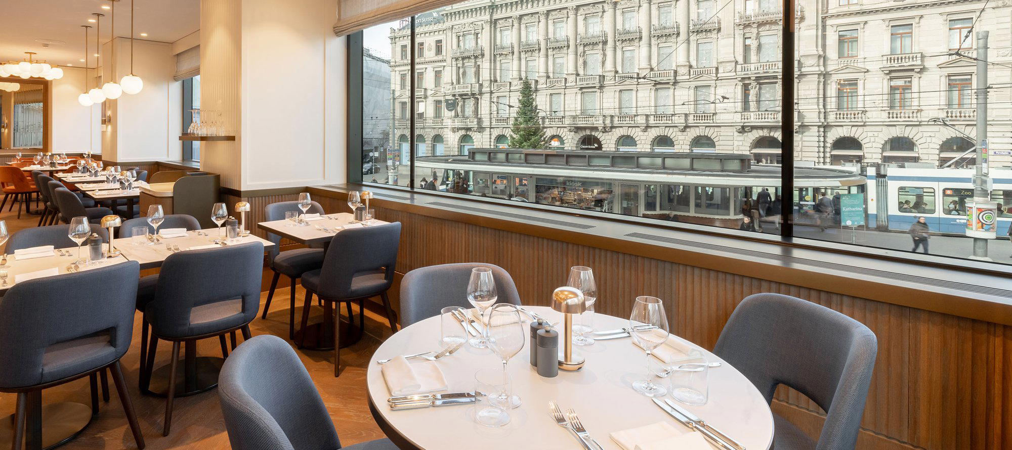 Confiserie Sprüngli restaurant in Zürich, Switzerland