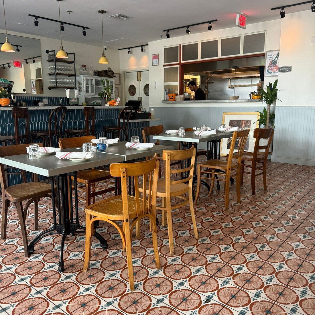 Bakalo, Restaurant in Miami Beach
