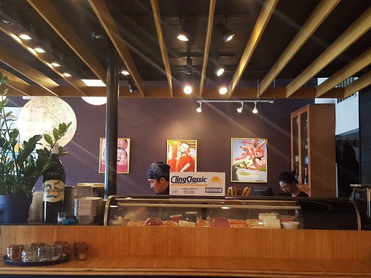 Indie Sushi Thai, Chicago, United States