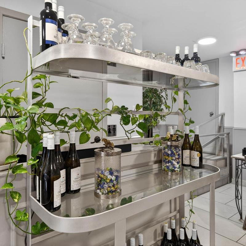 BZ Grill, Restaurant in New York City