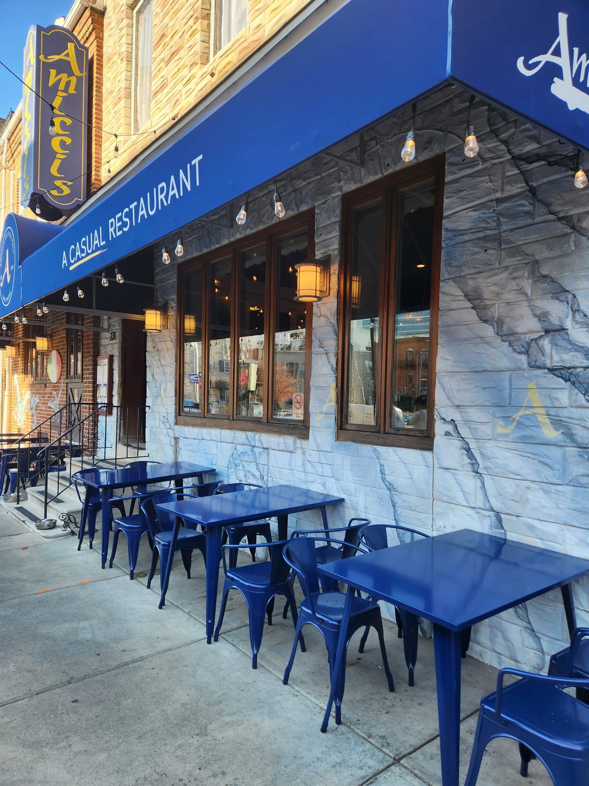 Amicci's, Restaurant in Baltimore