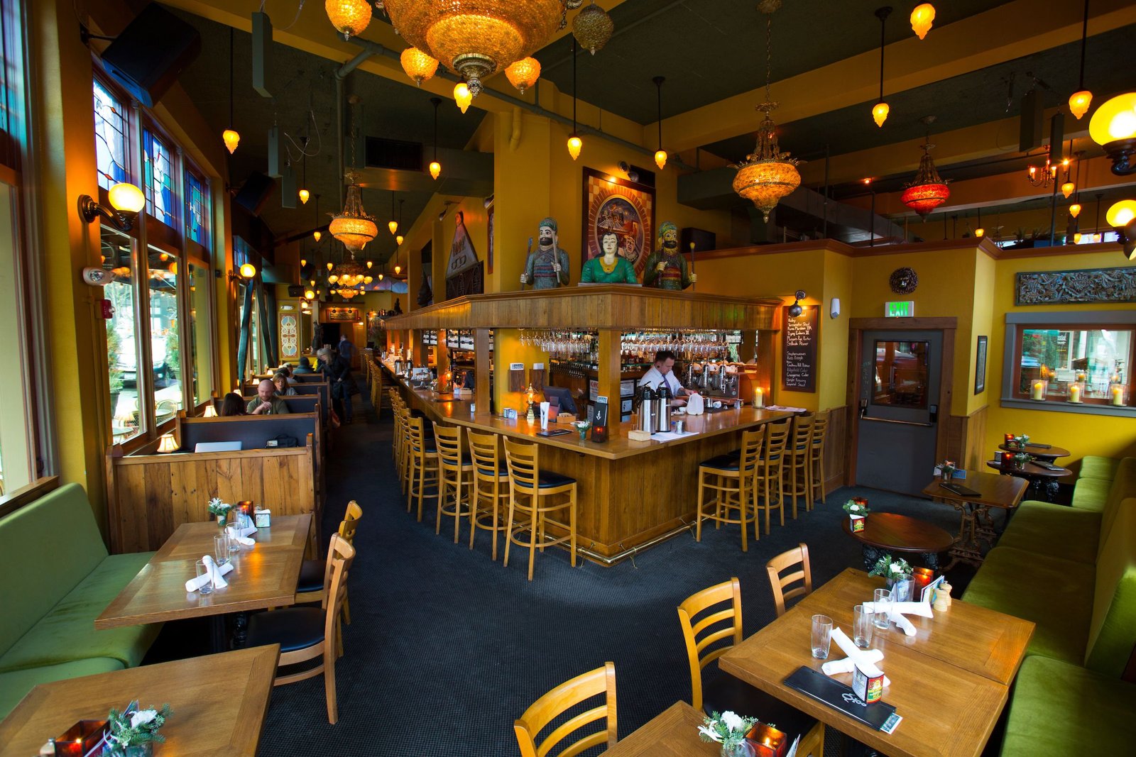Hal's Café