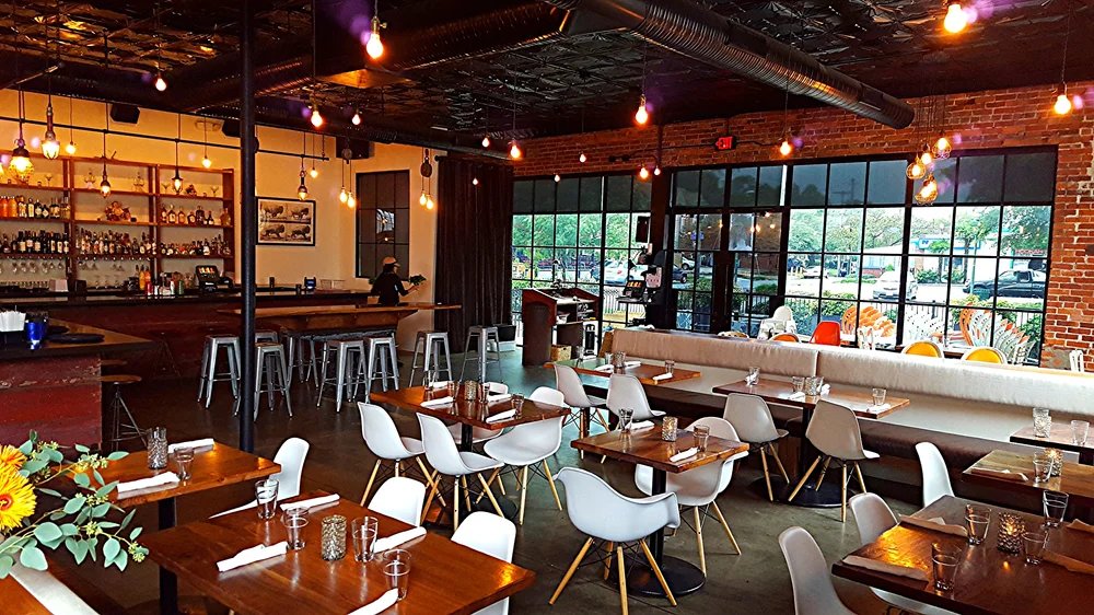 Luna Maya restaurant in Norfolk, United States