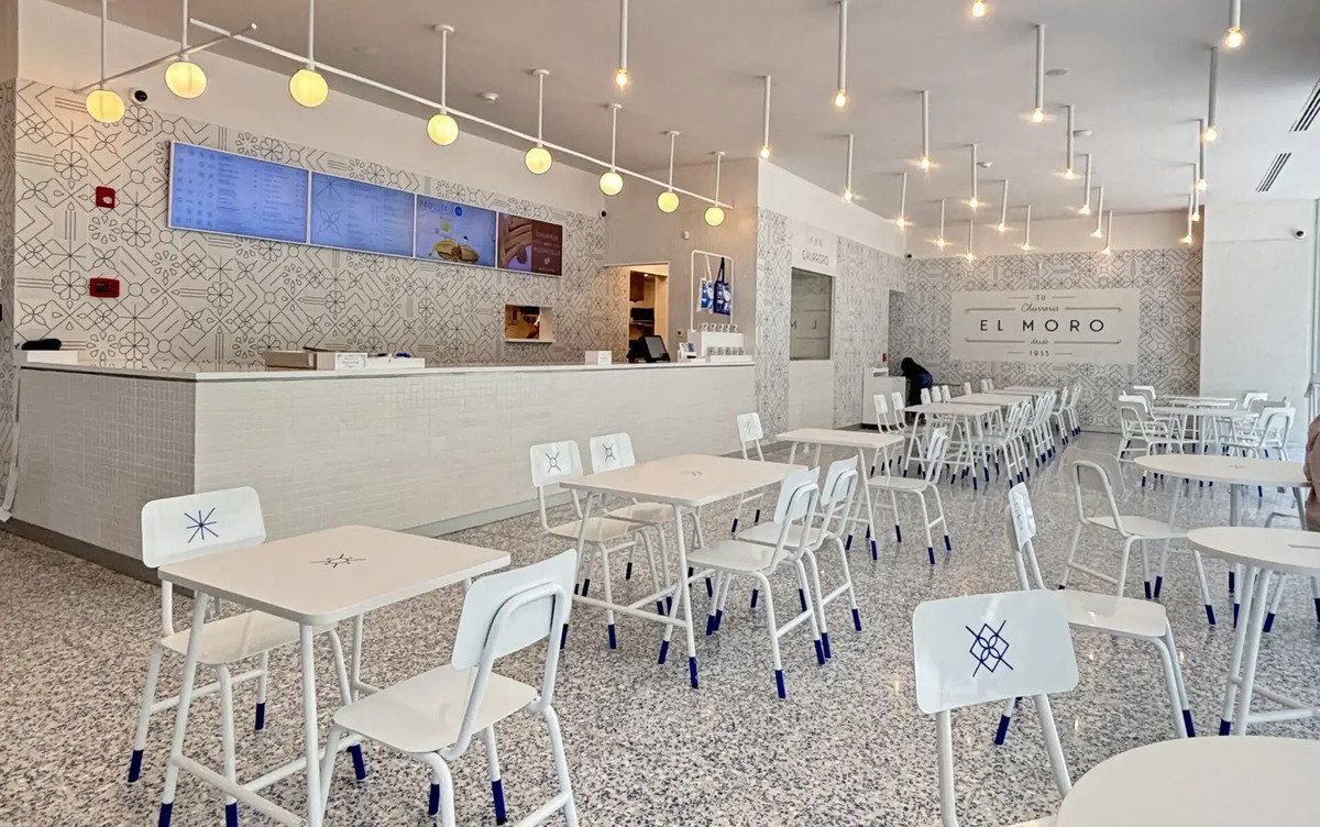 El Moro, Restaurant in La Habra