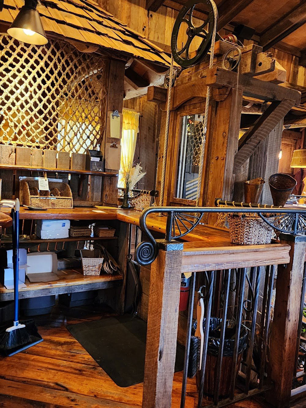 The Yellow Deli Vista, LLC, Restaurant in Vista