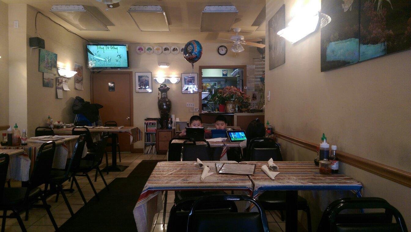 Salt Gastropub restaurant in Byram