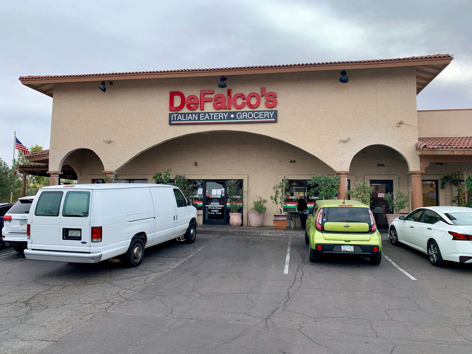 Defalco's Italian Grocery, Restaurant in Scottsdale