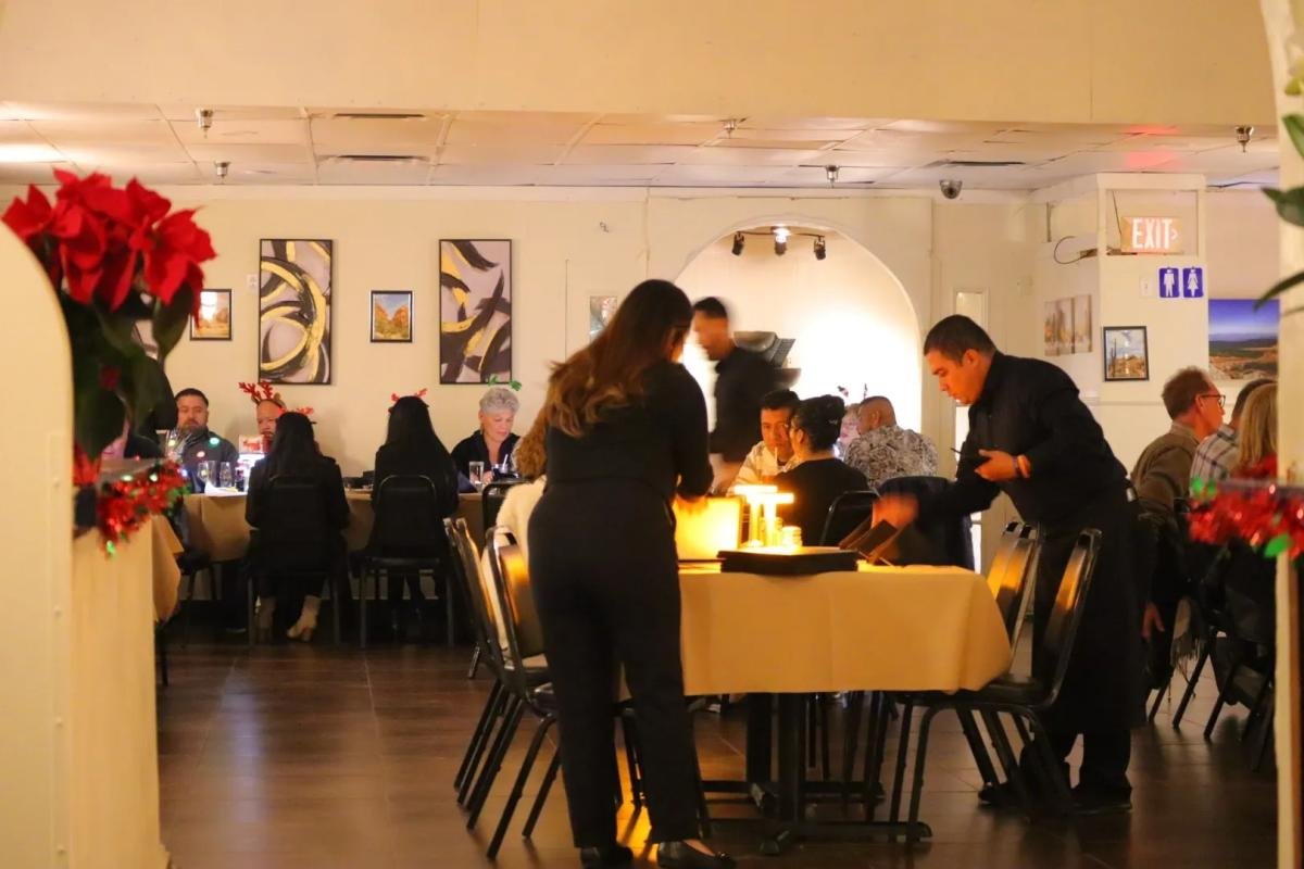 Desert Moon Palm Springs, Restaurant in Palm Springs