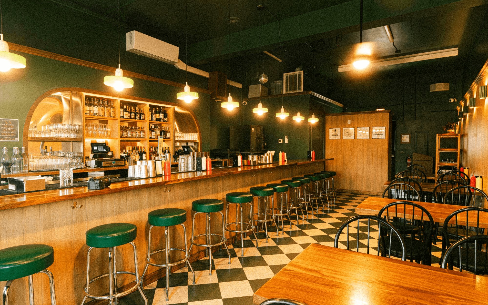 Frank & Patty’s, Restaurant in Virginia Beach