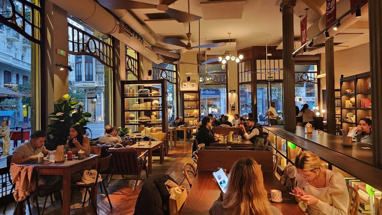 Hundred Burgers, Restaurant in València