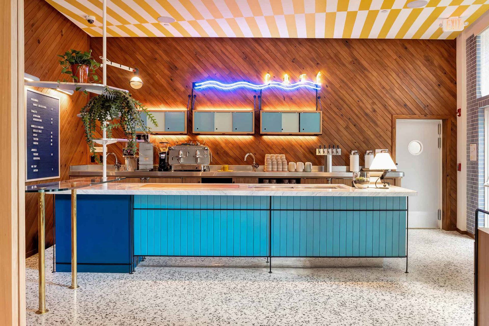 Café Standard, Restaurant in Miami Beach