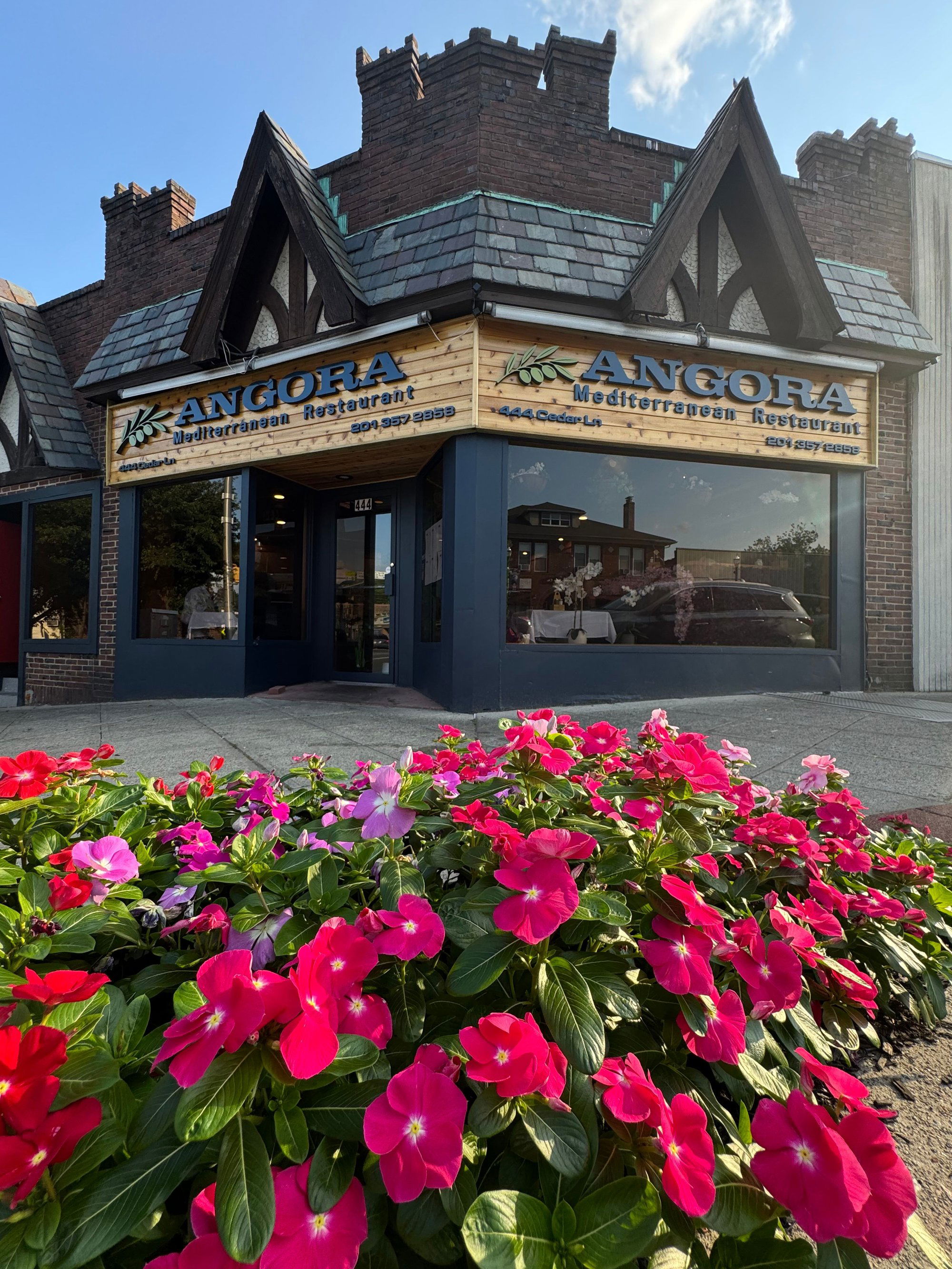 Angora Mediterranean Restaurant, Restaurant in Teaneck