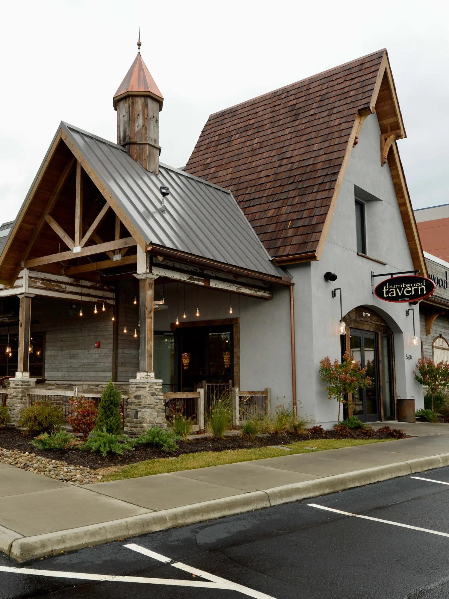 Burntwood Tavern restaurant in North Olmsted, United States