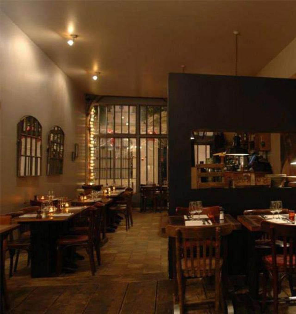 Cinq-Mars, Paris, France