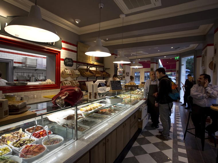 Eusebi Deli, Glasgow, United Kingdom