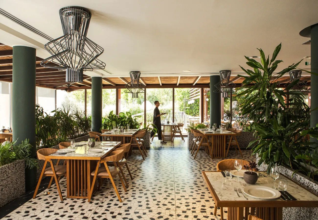 Domed Thólos, Restaurant in Elounda