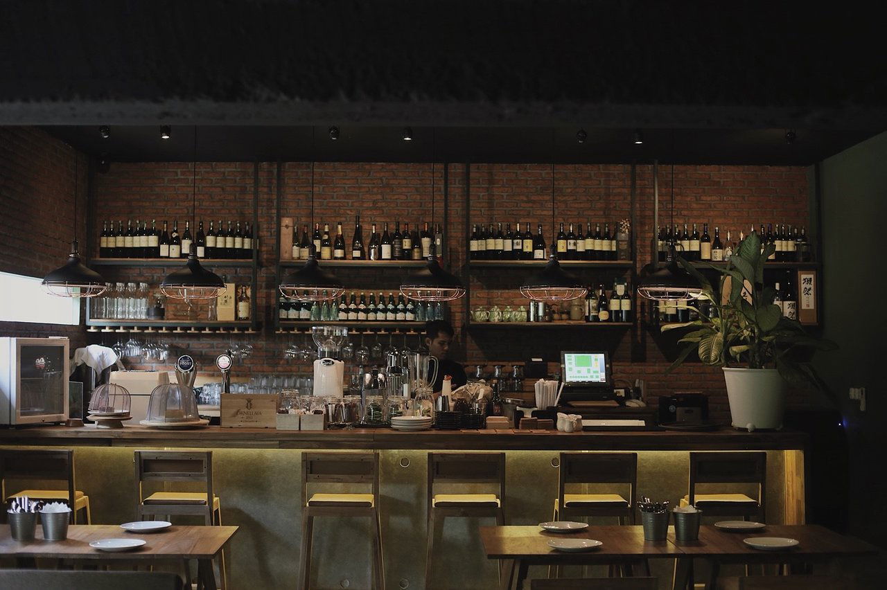 Daun Muda Soulfood by Peresthu - Wolter Monginsidi, Restaurant in Jakarta