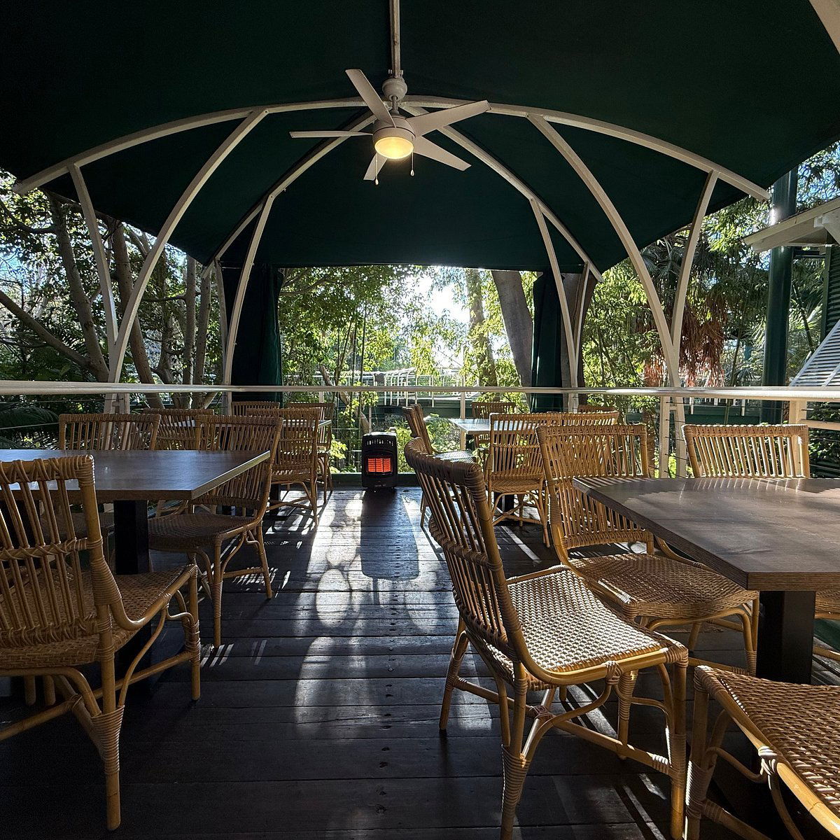 Albert's Restaurant, Restaurant in San Diego