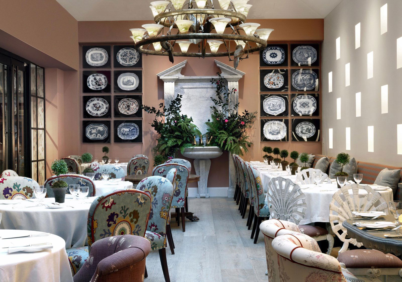 The Whitby Bar & Restaurant, Restaurant in New York City