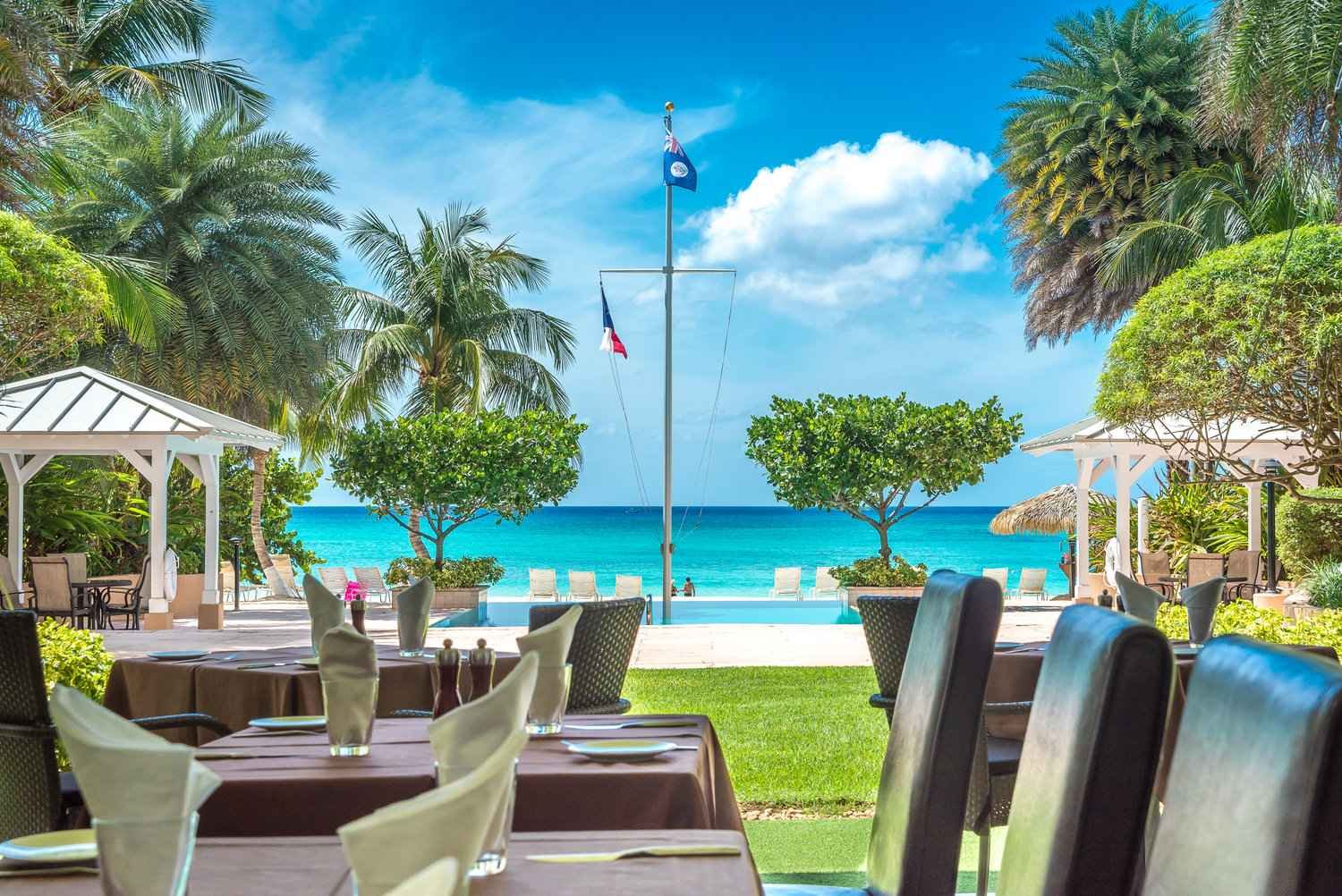 Luca restaurant in Cayman Islands, Cayman Islands