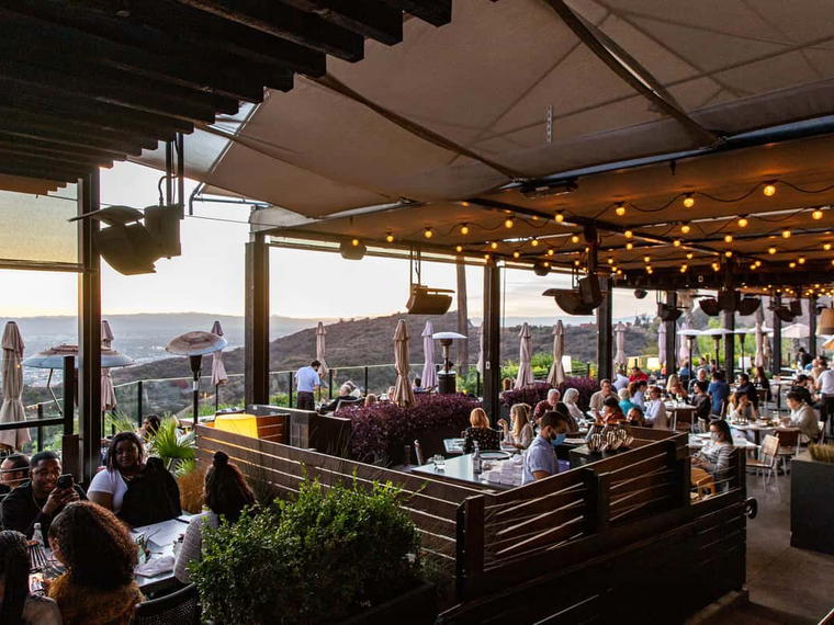 The Castaway, Burbank, United States