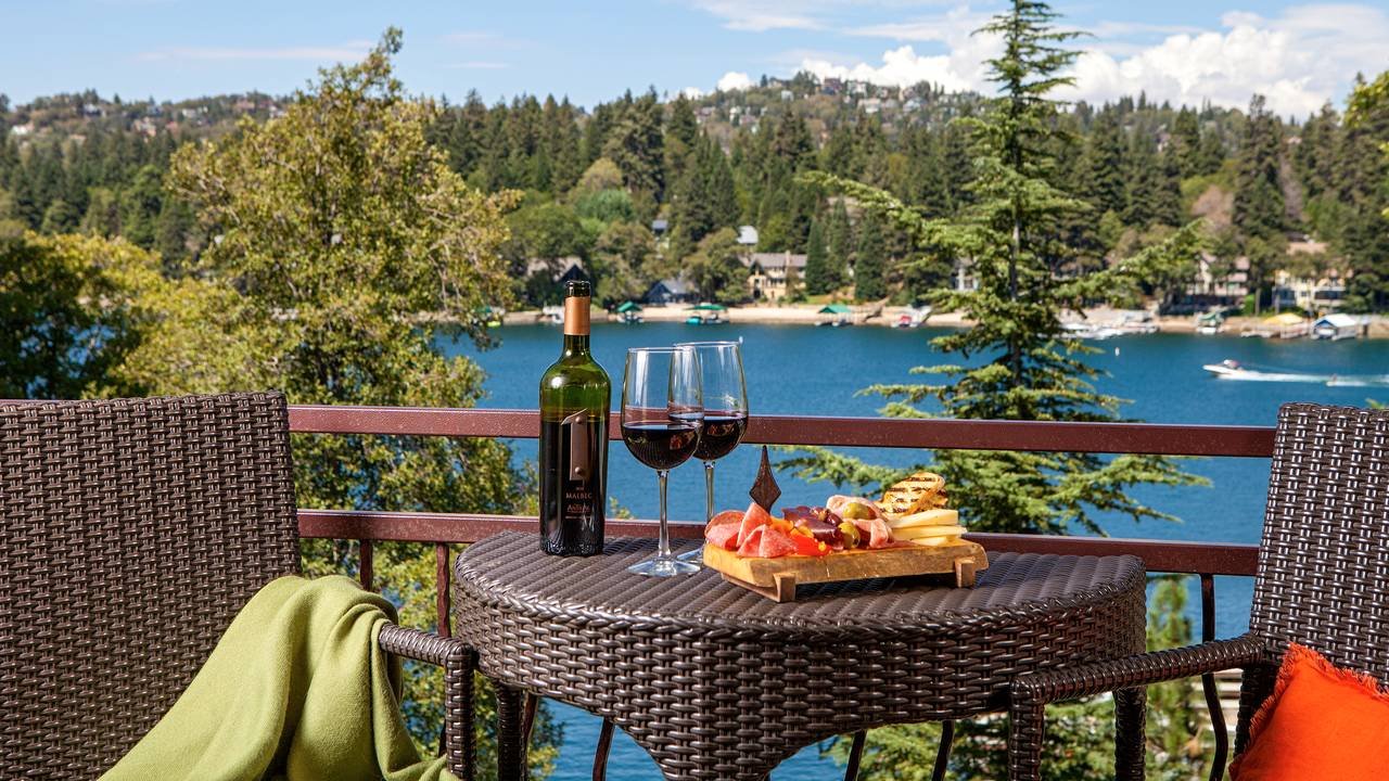 BIN189 restaurant in Lake Arrowhead, United States