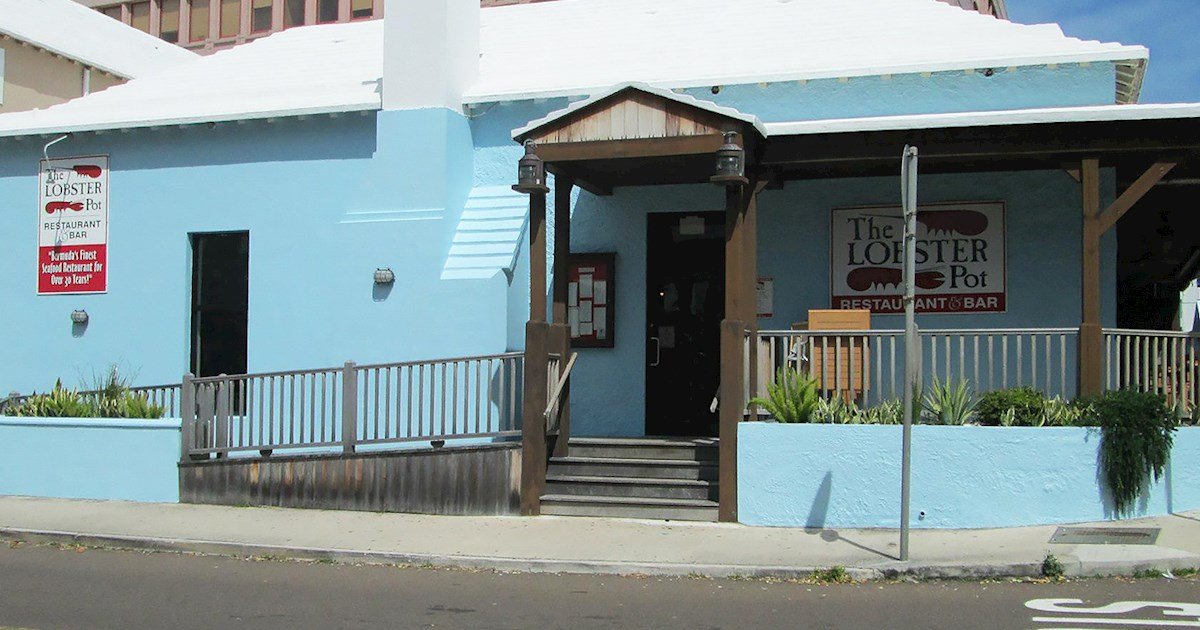 Lobster Pot & Boat House Bar restaurant in Hamilton, Bermuda