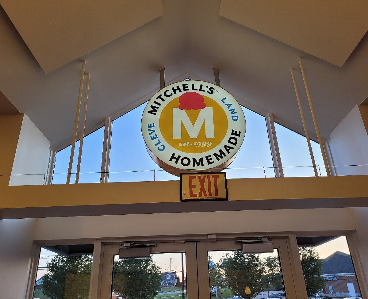 Mitchell's Ice Cream restaurant in Avon, United States