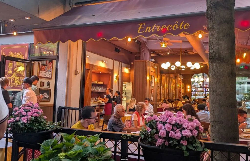 Entrecôte Restaurant, Restaurant in Vancouver