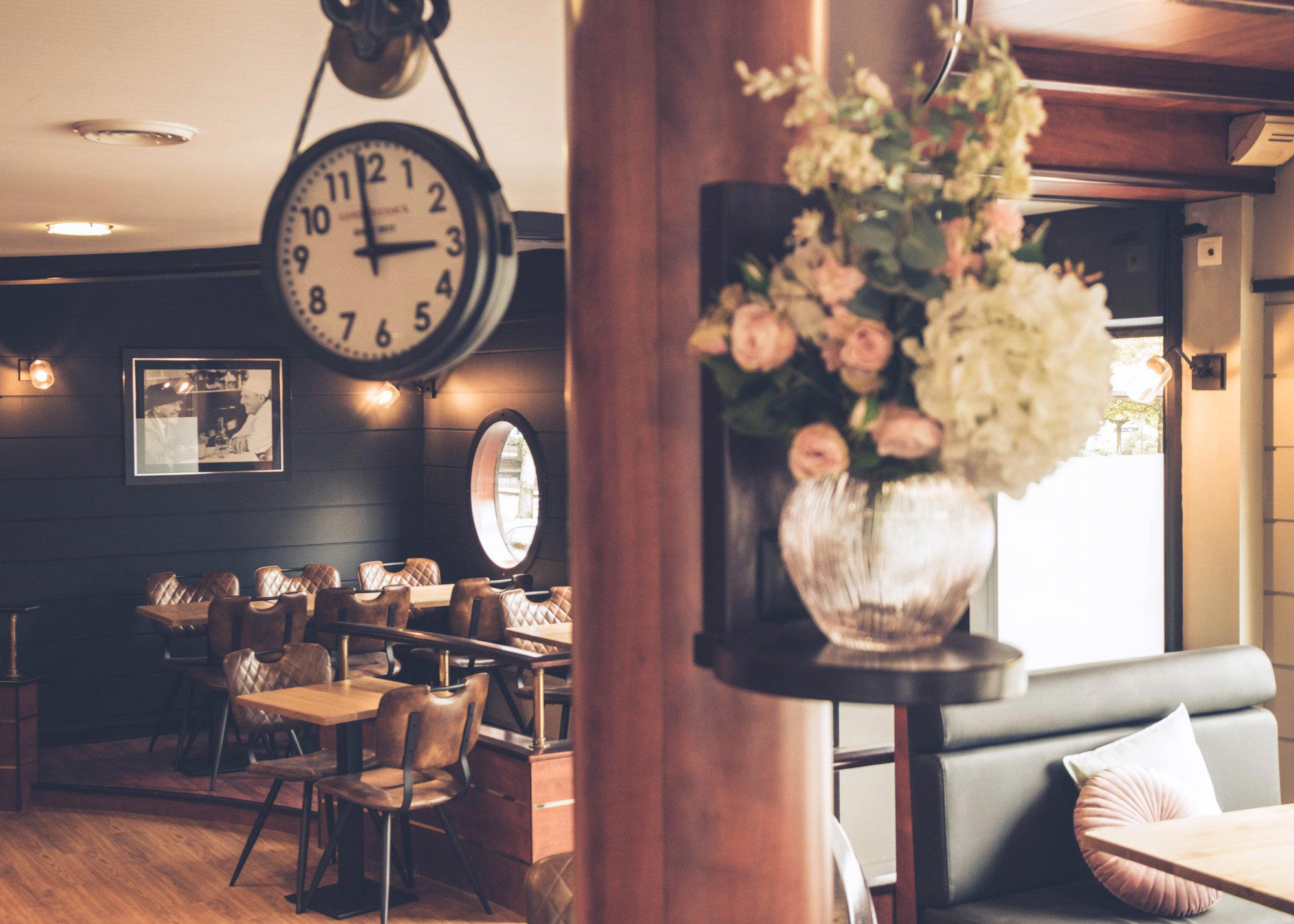 Le Bistrot de P'tit Louis restaurant in Brest, France