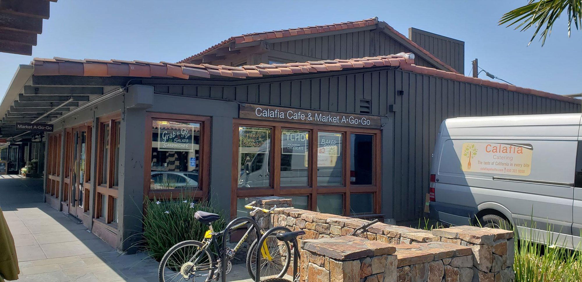 Calafia Cafe and Market A Go-Go, Restaurant in Palo Alto