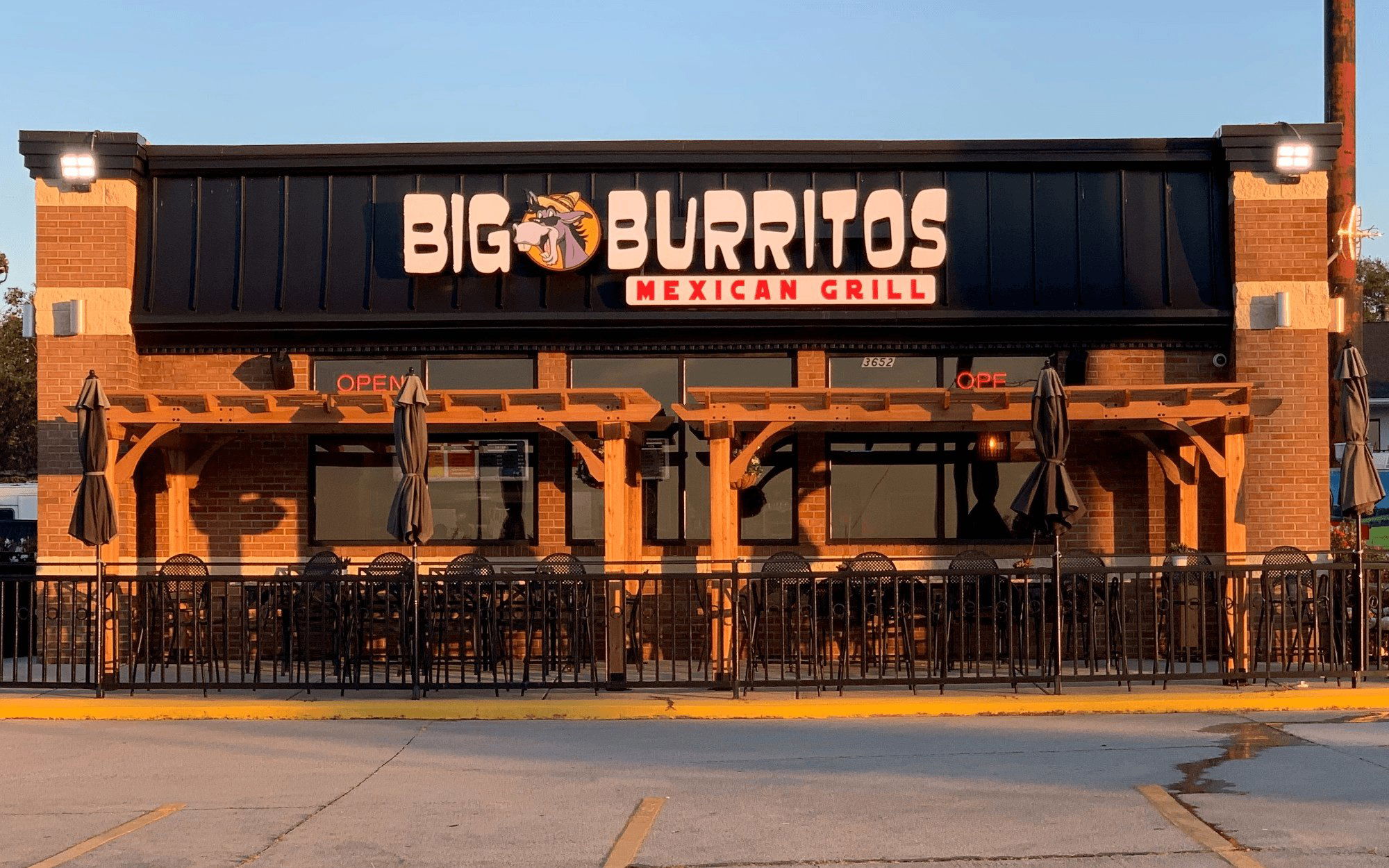 Big Burritos Mexican Grill, Restaurant in Flowery Branch