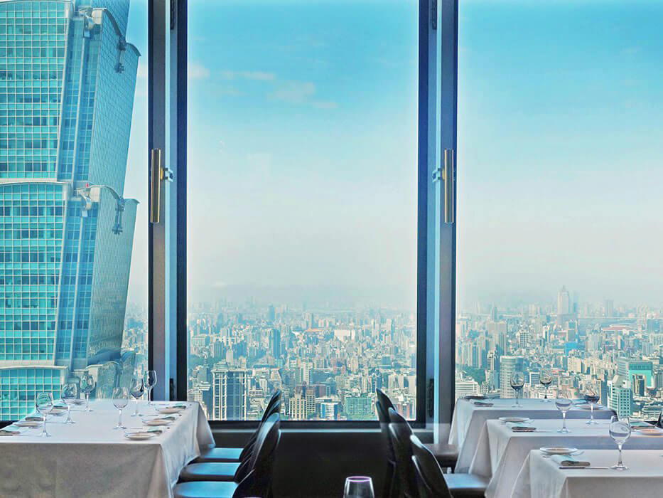 Smith & Wollensky Taipei restaurant in Taipei, Taiwan
