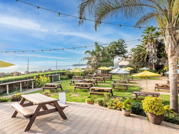 Padaro Beach Grill, Toro Canyon, United States