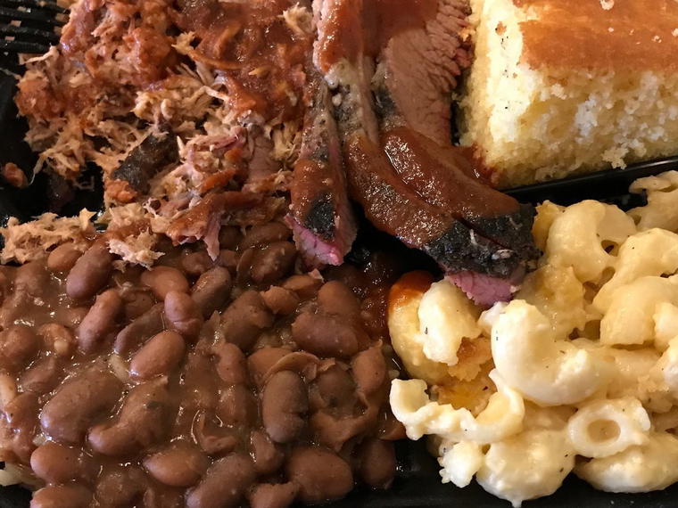 Willard's BBQ, Reston, United States