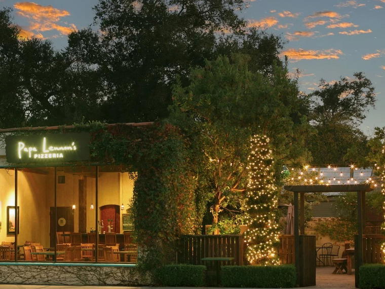 Papa Lennon's, Ojai, United States
