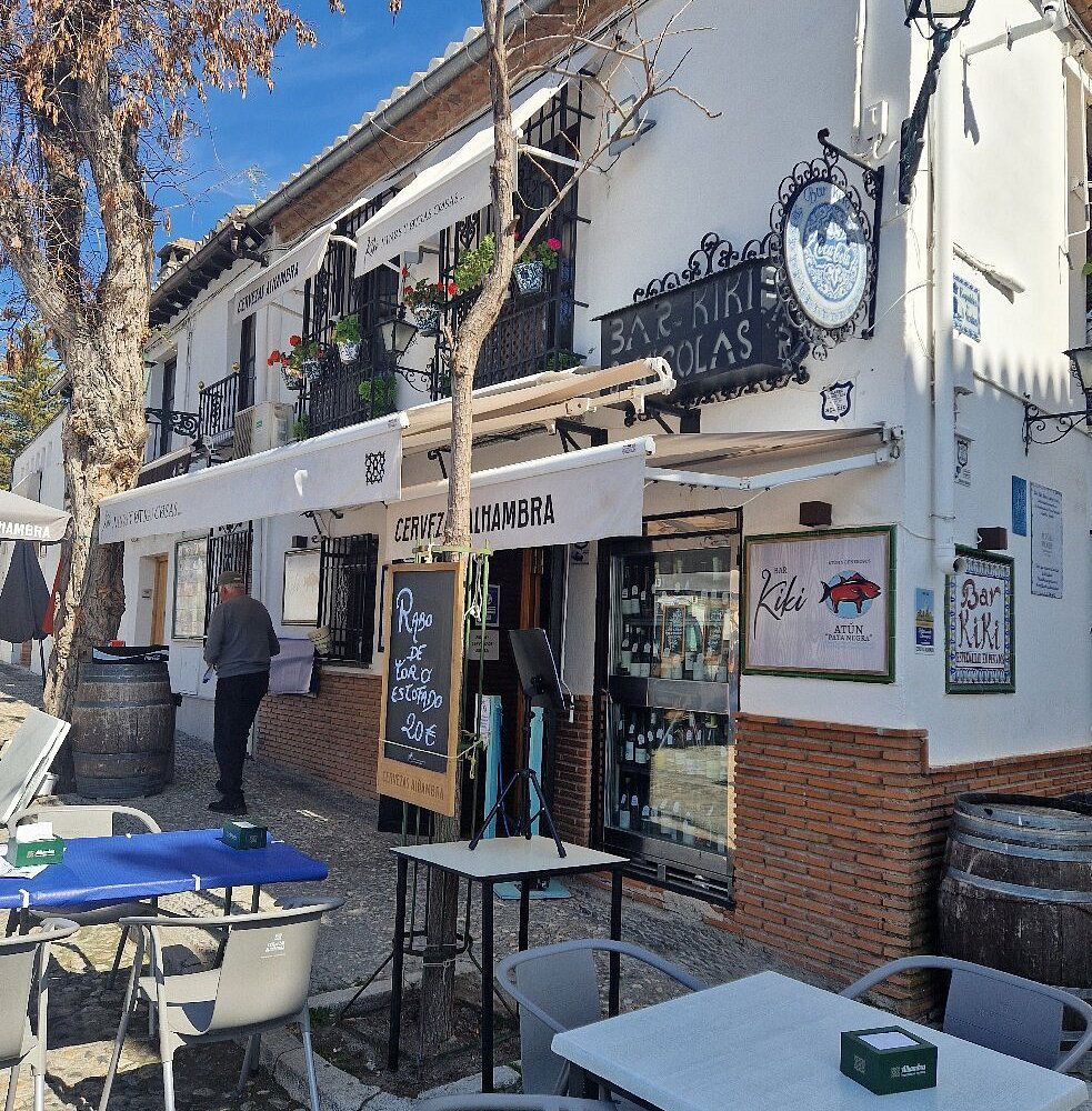 Bar Kiki. Vinos y otras cosas, Restaurant in Granada