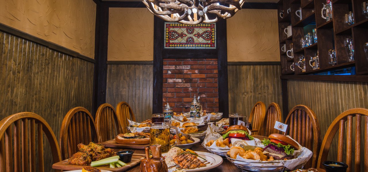 Wild Bear Tavern restaurant in Pigeon Forge, United States
