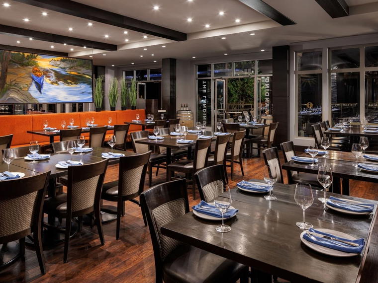 Lakeside Dining Room, Kelowna, Canada