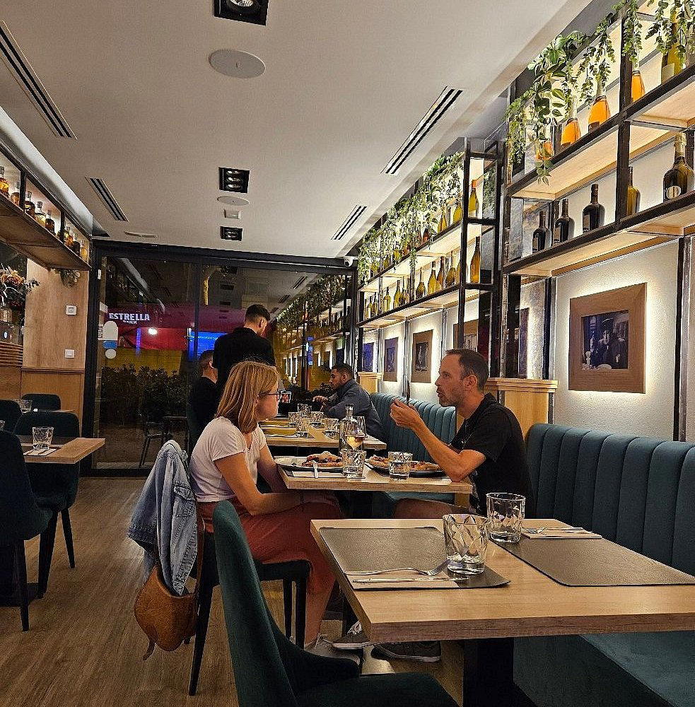 Eatmosfera restaurant in Barcelona, Spain