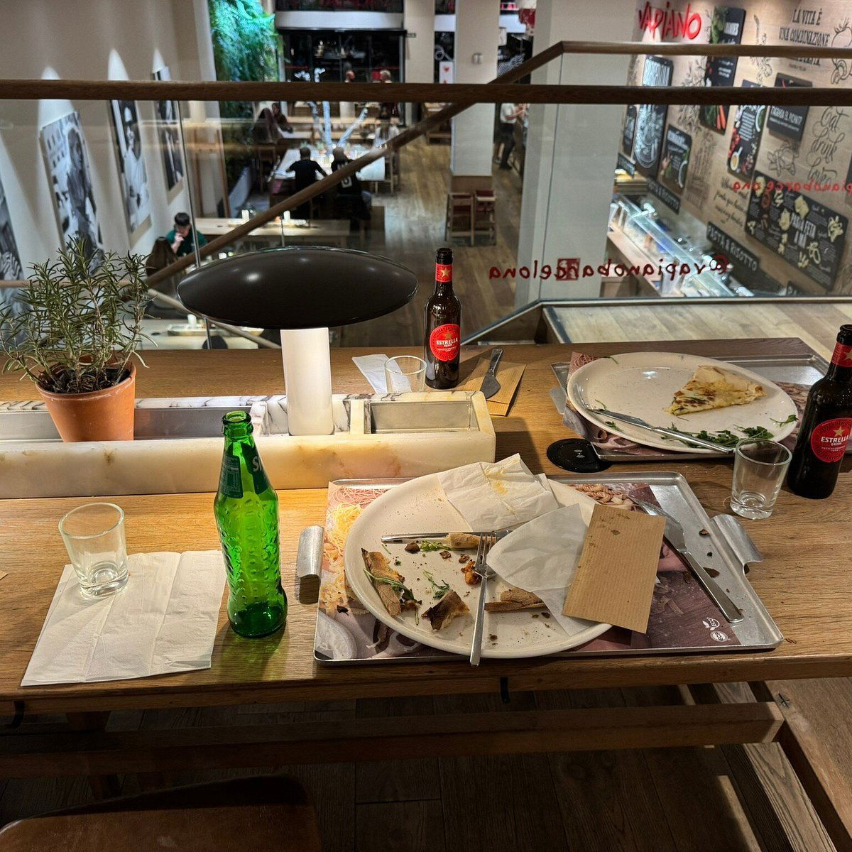 Vapiano Gran Via, Restaurant in Barcelona