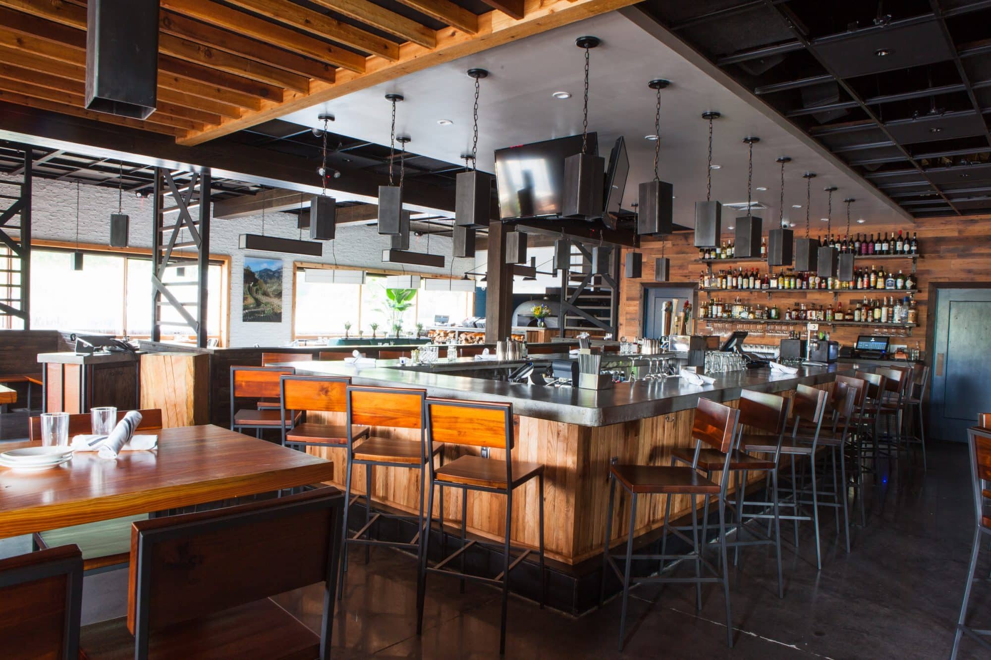 Tazza Kitchen Alverser Plaza, Restaurant in Midlothian