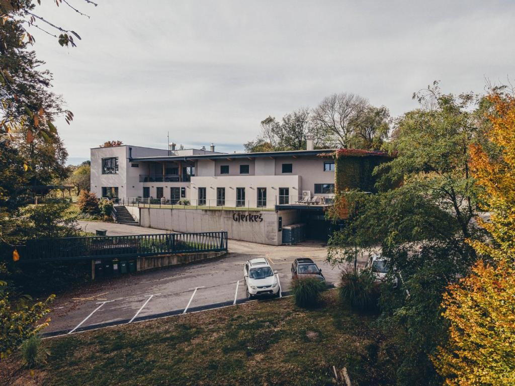 Posestvo Gjerkeš restaurant in Rogasovci